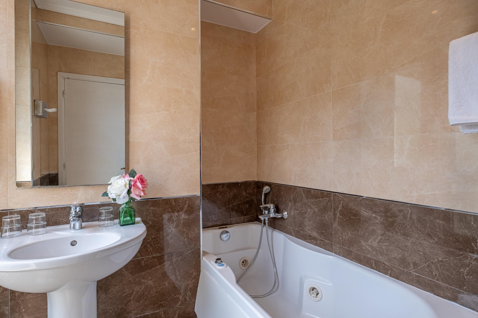 Hotel London - Executive Dreibettzimmer