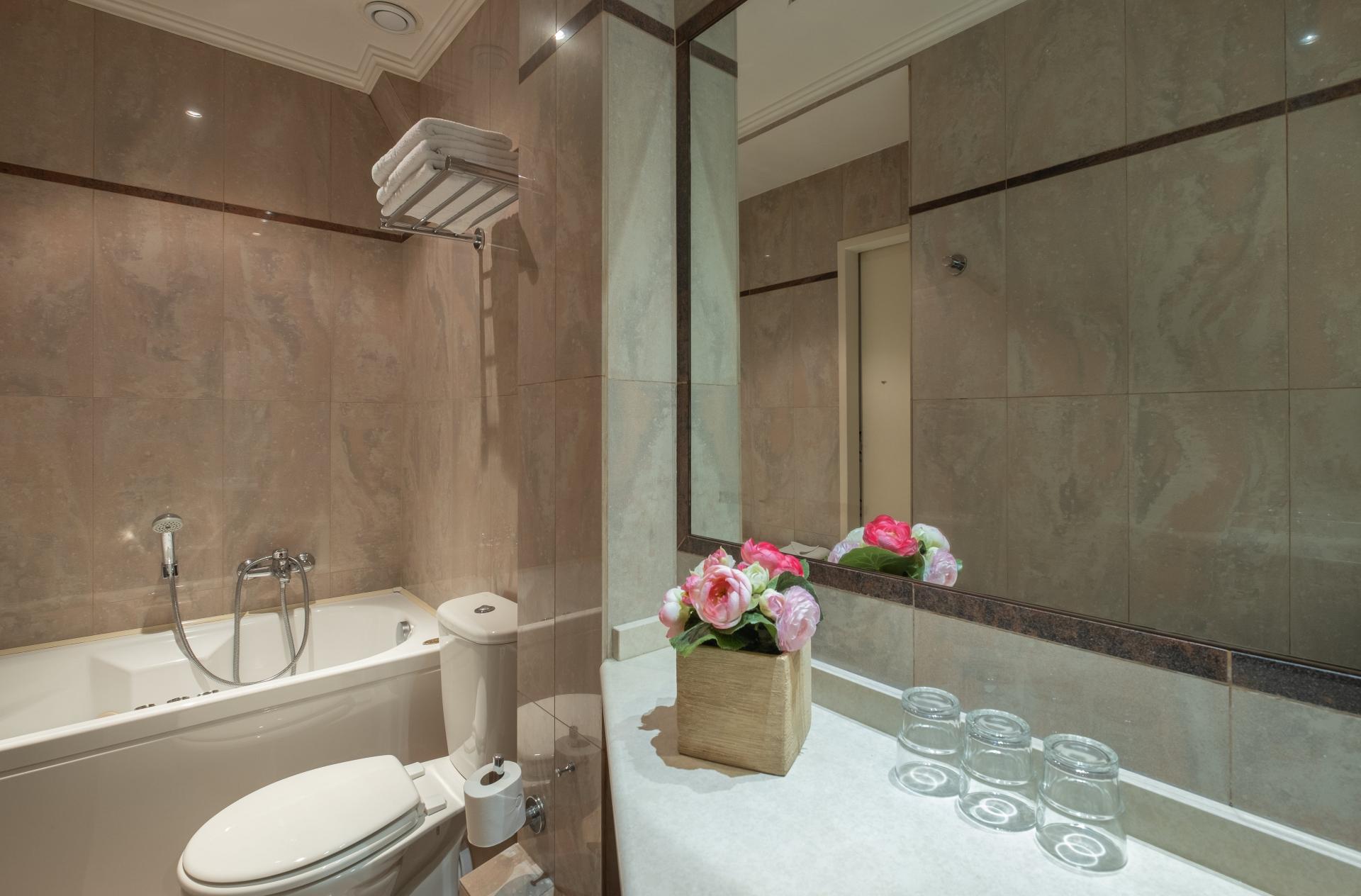 Hotel London - Executive Triple Room